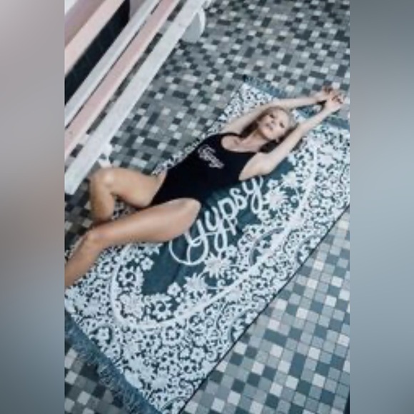 SPELL GYPSY Jacquard Large Beach Towel Black and White Fringe detail - Picture 2 of 8